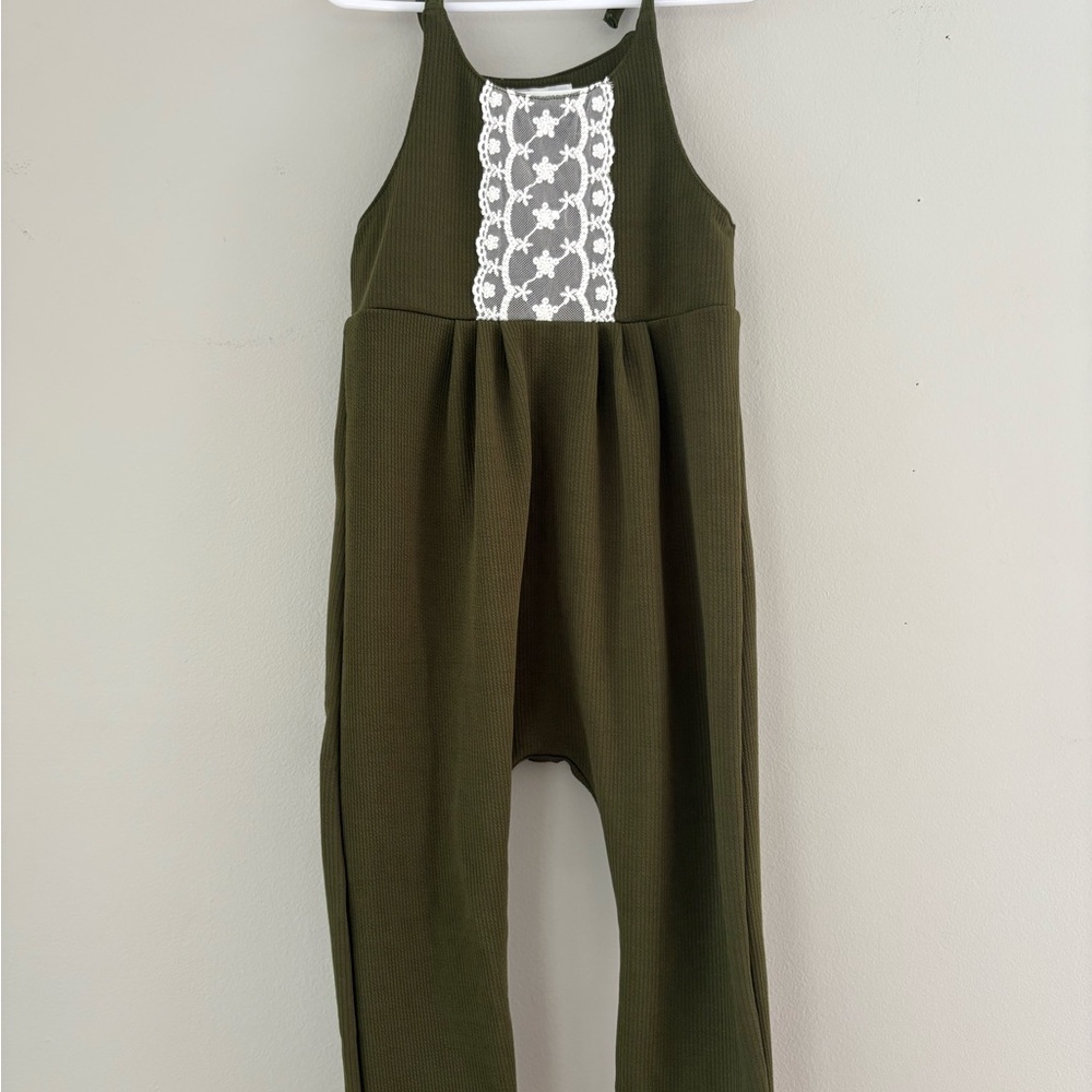 NWOT Bailey’s Blossoms Olive Green Romper